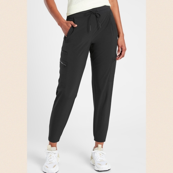 Athleta Venture pant black Featherweight stretch jogger